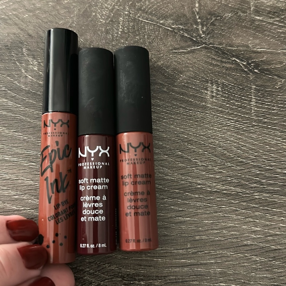 NYX lipstick